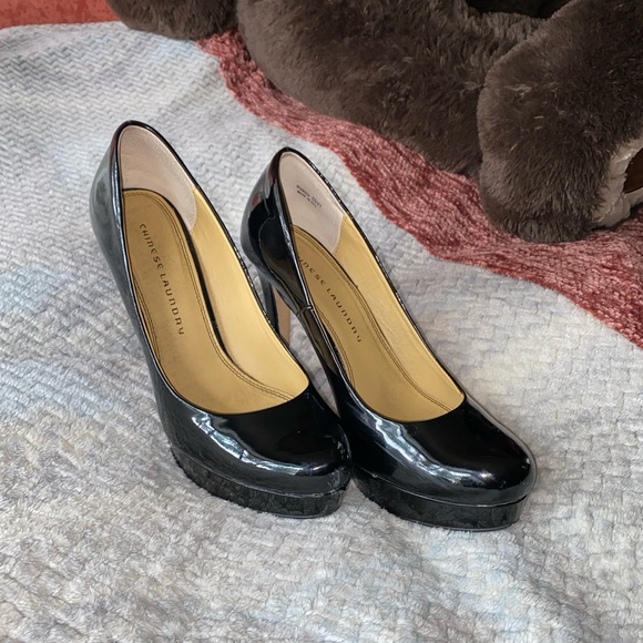 Black pump heels - Picture 5 of 10